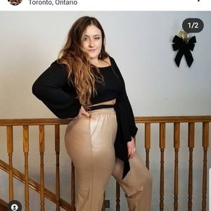 Fashion Nova Cream/Tan Silk Joggers.